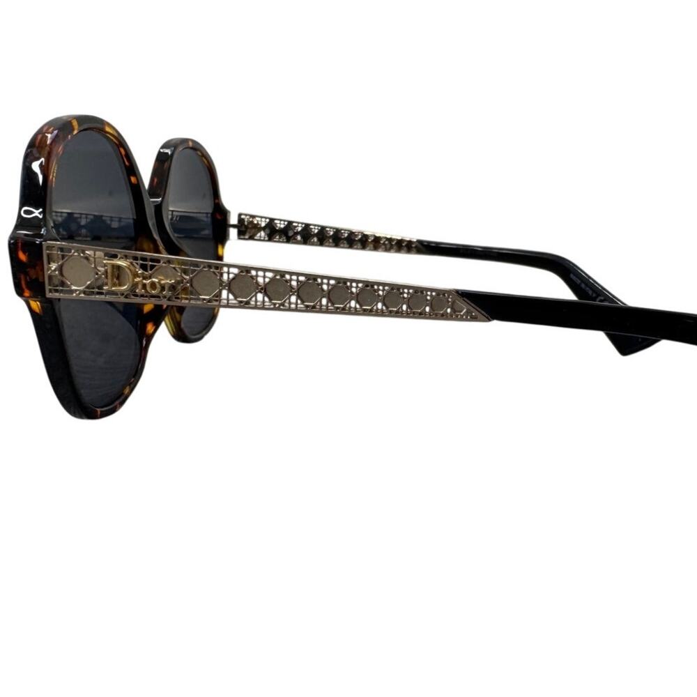 Authentic Dior Oversized Tortoiseshell Sunglasses… - image 6